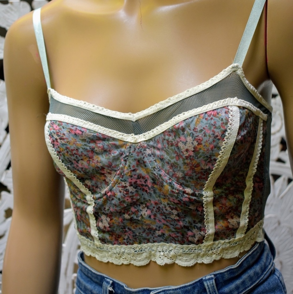 Vintage mesh lace trim floral print prairie style